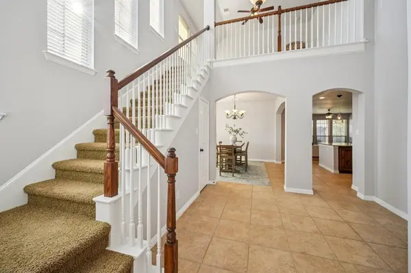 520 Eastland Drive, Lewisville, TX 75056