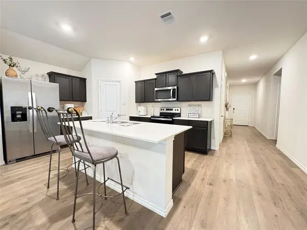 1306 Saddlehorn Drive, Denton, TX 76207