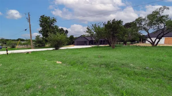 828 Quail Run, Cleburne, TX 76031