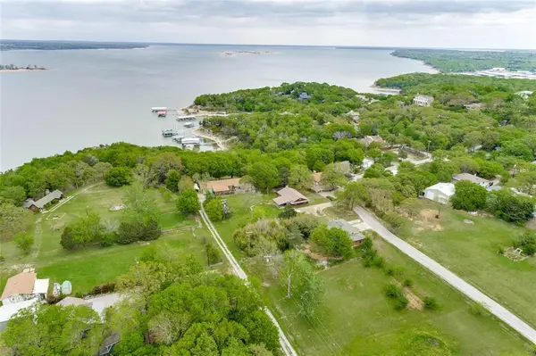 763 Cedar Oak Drive, Pottsboro, TX 75076