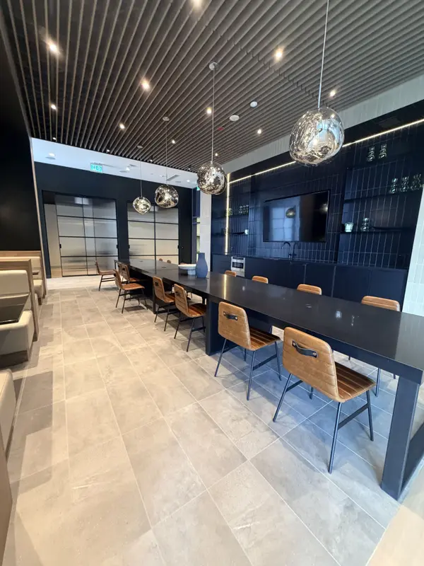 15 Skyridge DR #2120, Brampton, ON L6P 4S3