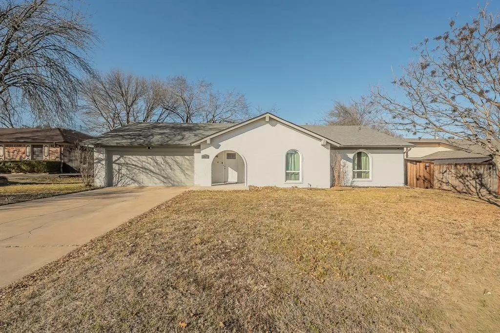 8417 Main Street, North Richland Hills, TX 76182