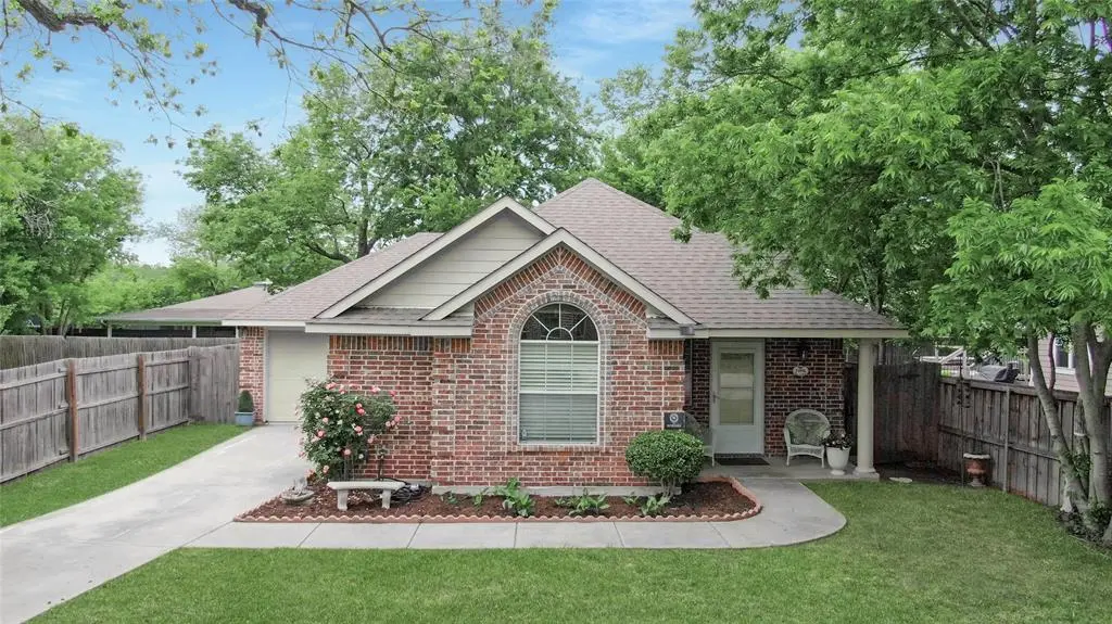 1006 Hall Street, Mckinney, TX 75069