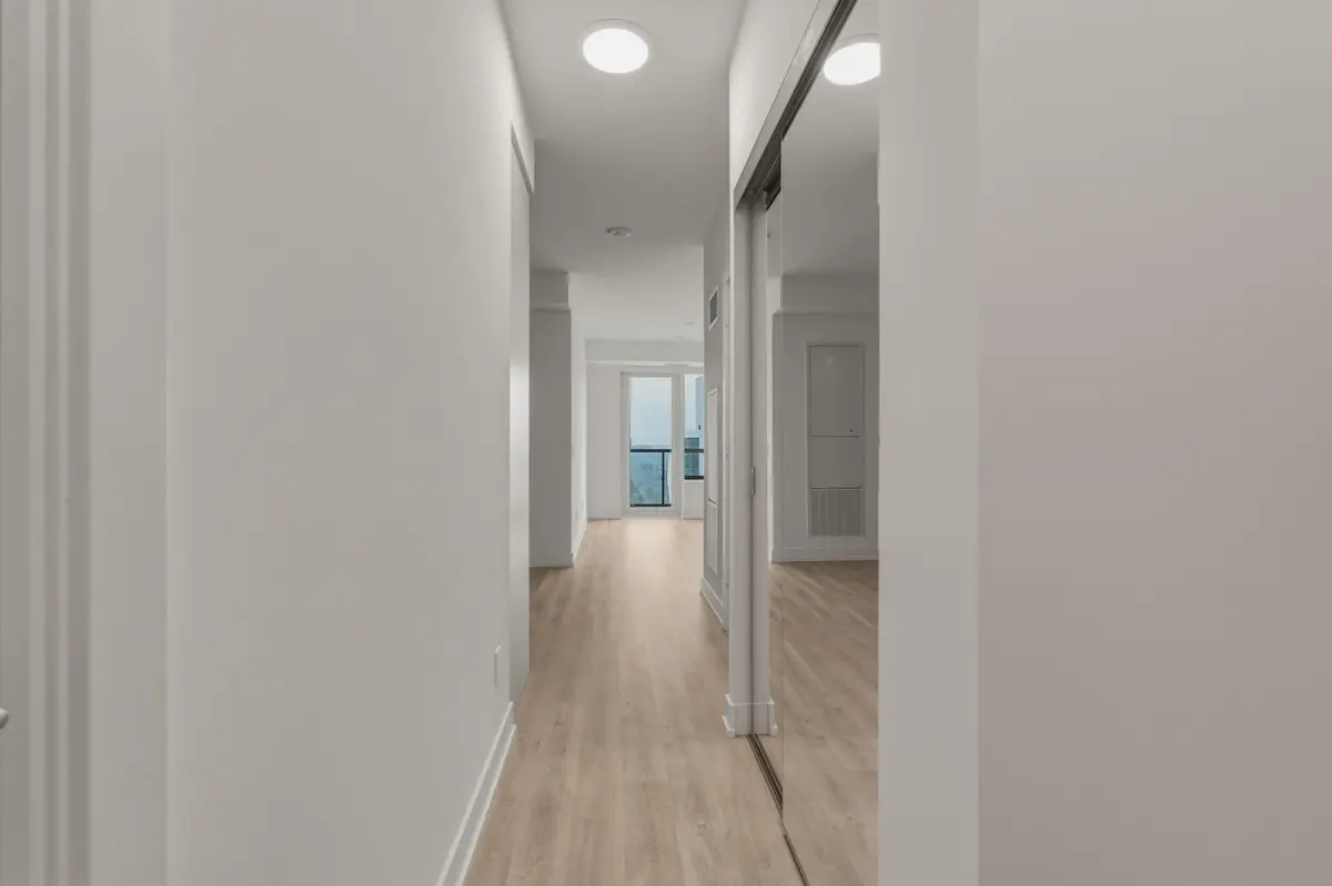 60 Central Park Roadway N/A #2210, Toronto W08, ON M9A 3K1