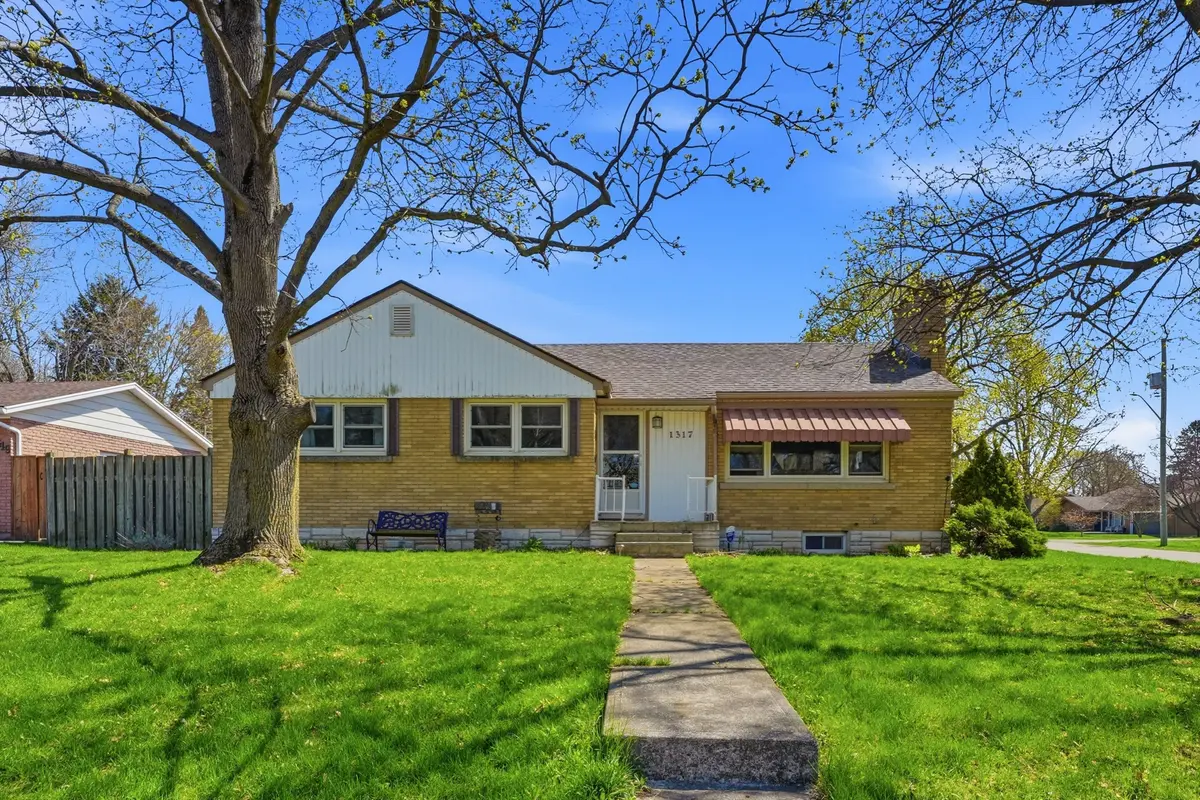 1317 Haist ST, Pelham, ON L0S 1E0