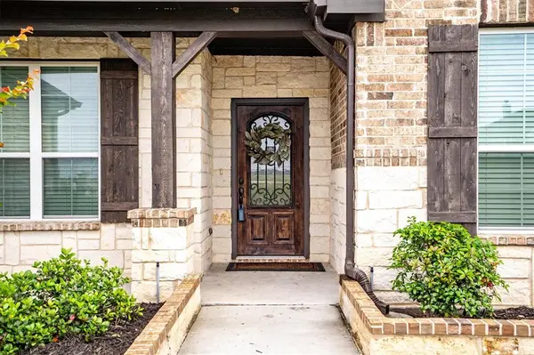 1005 Pebblegate Drive, Weatherford, TX 76085