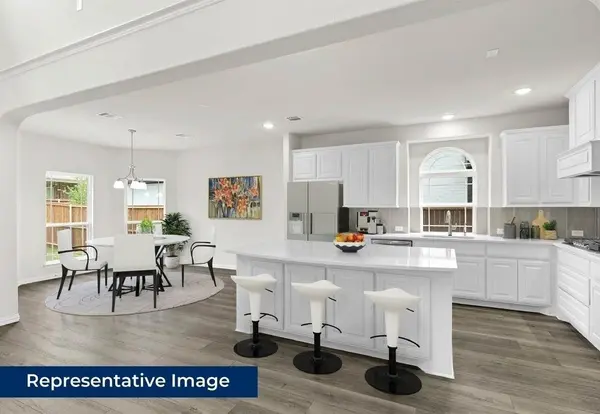 425 Newpark Boulevard, Desoto, TX 75115