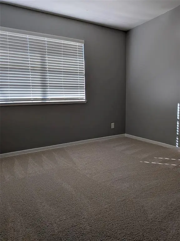 610 Northside Avenue, Lewisville, TX 75057