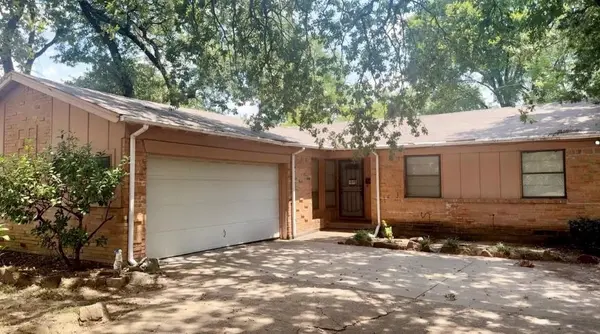 280 Old Mill Lane, Dallas, TX 75217