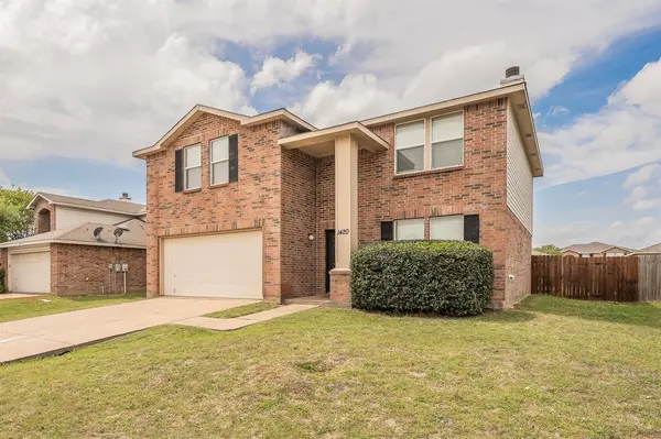 1420 Krista Drive, Burleson, TX 76028