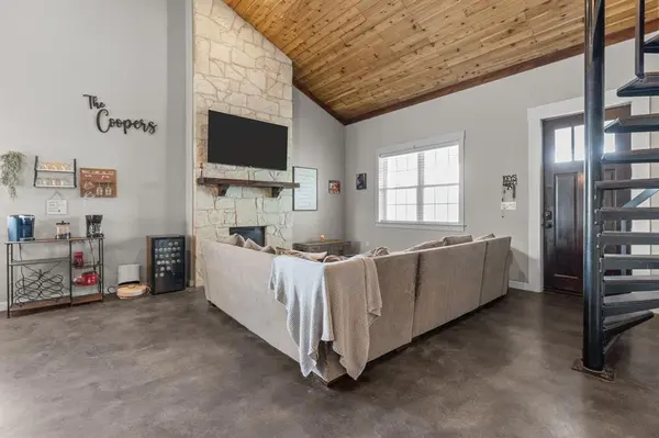 175 Crumpler Lane, Decatur, TX 76234