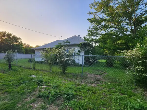 403 Barker Street, Cumby, TX 75433