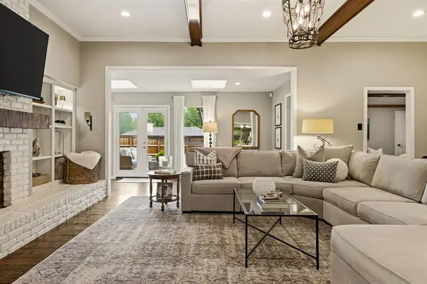 200 Mockingbird Lane, Coppell, TX 75019