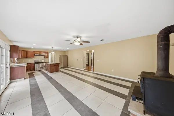 130 Valley View Dr, Rockaway Twp., NJ 07866