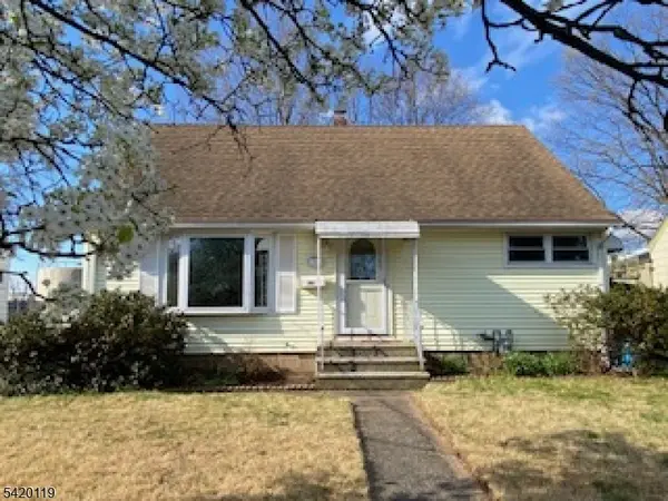 86 Trudy Dr, Lodi Boro, NJ 07644