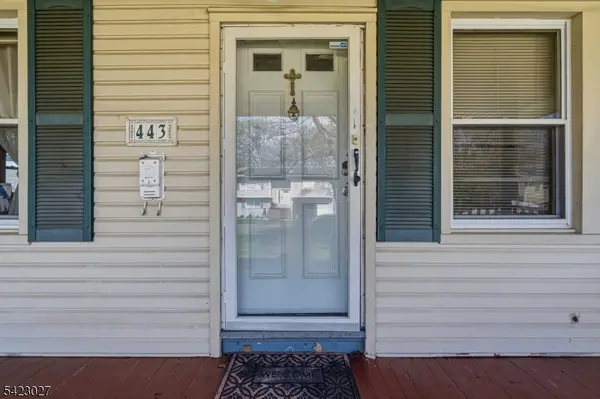 443 Wheatsheaf Rd, Roselle Boro, NJ 07203