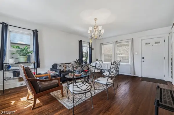 443 Wheatsheaf Rd, Roselle Boro, NJ 07203