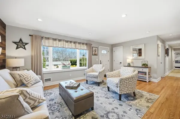 165 Page Dr, Oakland Boro, NJ 07436