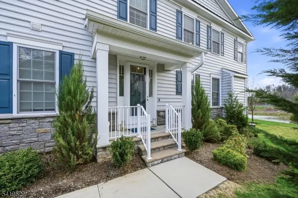 11 Lee Dr, Morris Twp., NJ 07960