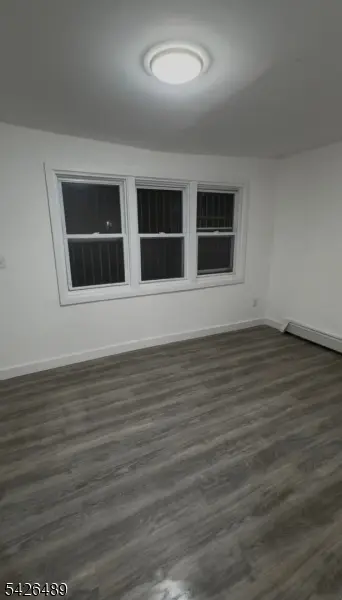 101 Garside St, Newark City, NJ 07104