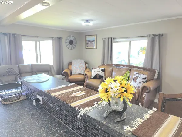 205 SE LYNN BLVD #20, Prineville, OR 97754