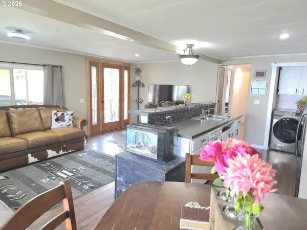 205 SE LYNN BLVD #20, Prineville, OR 97754