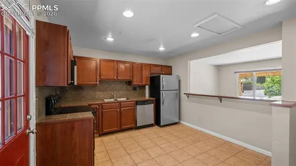 1050 Florence AVE, Colorado Springs, CO 80905