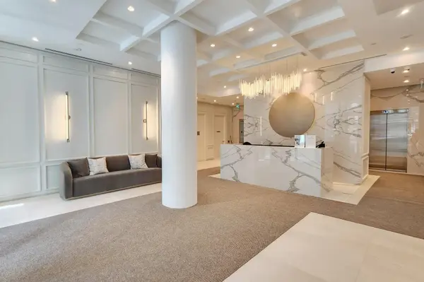 100 Queen ST E #3012, Toronto C08, ON M5C 0B5