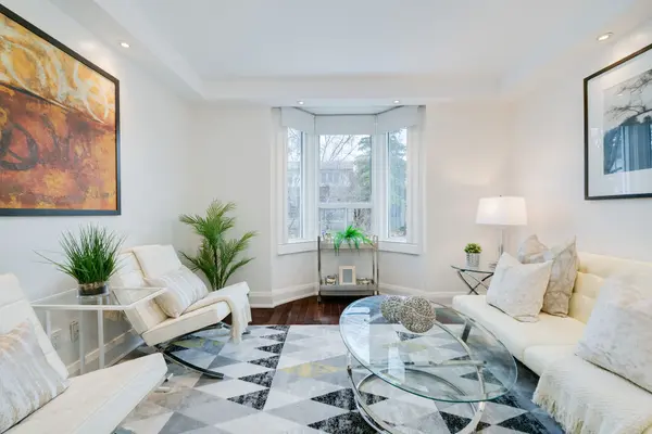 129 Woodfield RD, Toronto E01, ON M4L 2W5