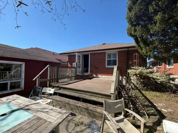 59 Pachino BLVD #Main, Toronto E04, ON M1R 4J6