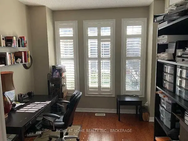 113 Josephine RD #Upper, Vaughan, ON L4H 0N6