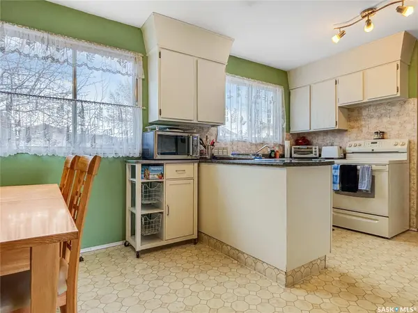 3946 Diefenbaker DRIVE, Saskatoon, SK S7L 6C6