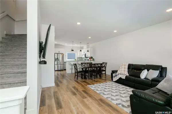 5617 Tutor WAY, Regina, SK S4W 0N5