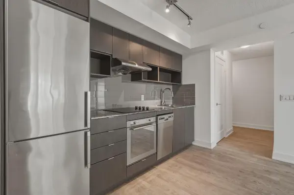 7 Mabelle AVE #2806, Toronto W08, ON M5T 0C9