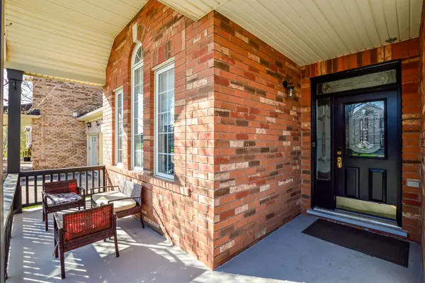 714 TRUDEAU DR, Milton, ON L9T 5L3