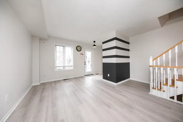 91 Odoardo Di Santo CIR, Toronto W05, ON M3L 0C4