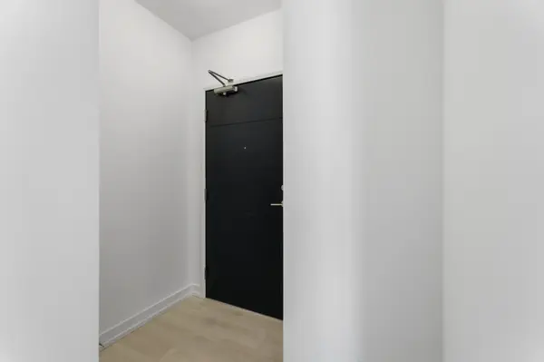 75 James ST S #1025, Hamilton, ON L8P 4V8