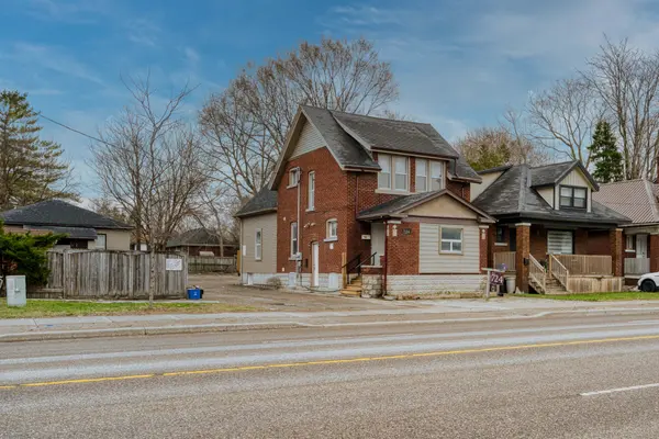 724 Adelaide ST N #Lower, London East, ON N5Y 2L5