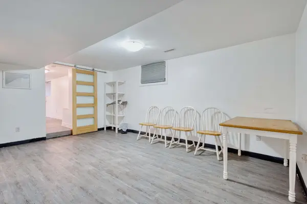 724 Adelaide ST N #Lower, London East, ON N5Y 2L5