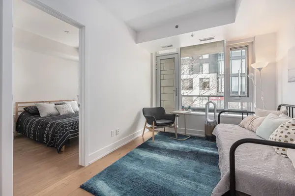 360 Patricia AVE #214, Westboro - Hampton Park, ON K1Z 0A8