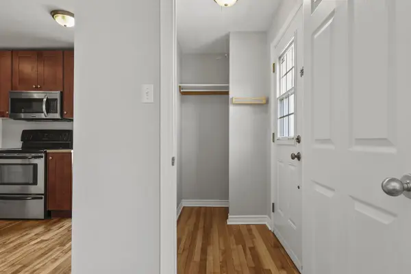 100 Harrold PL, Carlington - Central Park, ON K1Z 7N8