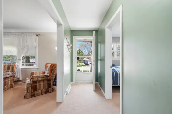 1317 Haist ST, Pelham, ON L0S 1E0