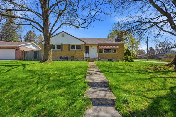 1317 Haist ST, Pelham, ON L0S 1E0