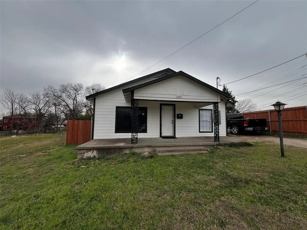 1410 Doyle Avenue, Dallas, TX 75203
