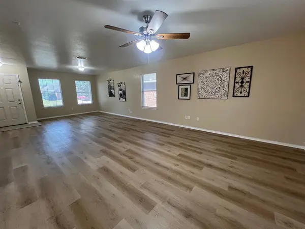 616 Destin Drive, Fort Worth, TX 76131