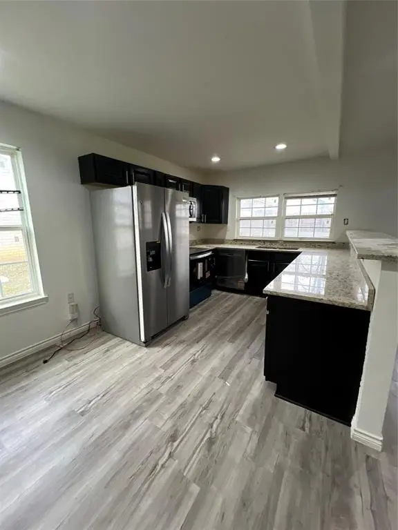 1009 Dawnview Street, Arlington, TX 76014