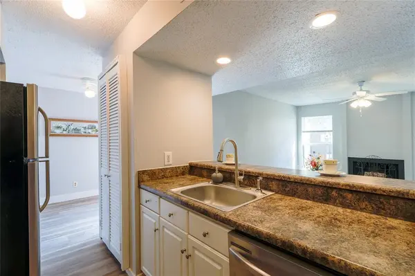 5522 Boca Raton Boulevard #404, Fort Worth, TX 76112