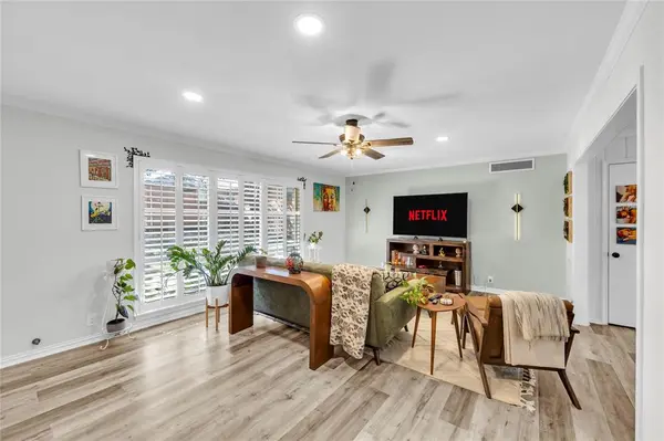 6119 Bandera Avenue #A, Dallas, TX 75225