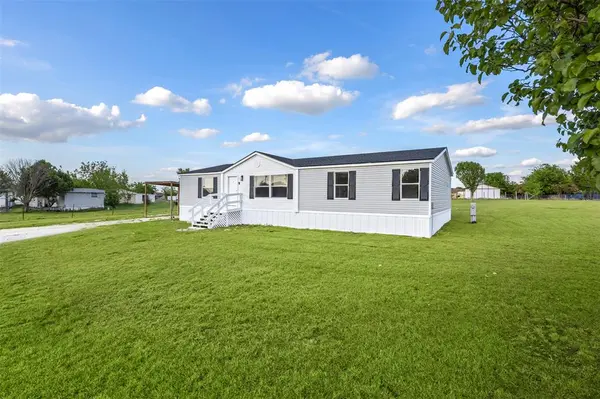 3512 Raintree Drive S, Alvarado, TX 76009