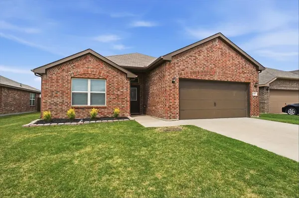 428 Edgewick Lane, Fort Worth, TX 76036
